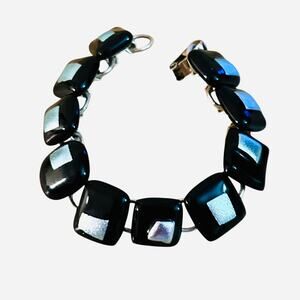 Vintage 1970s Black Silver Abstract Lucite Link Bracelet Silver Tone Bracelet